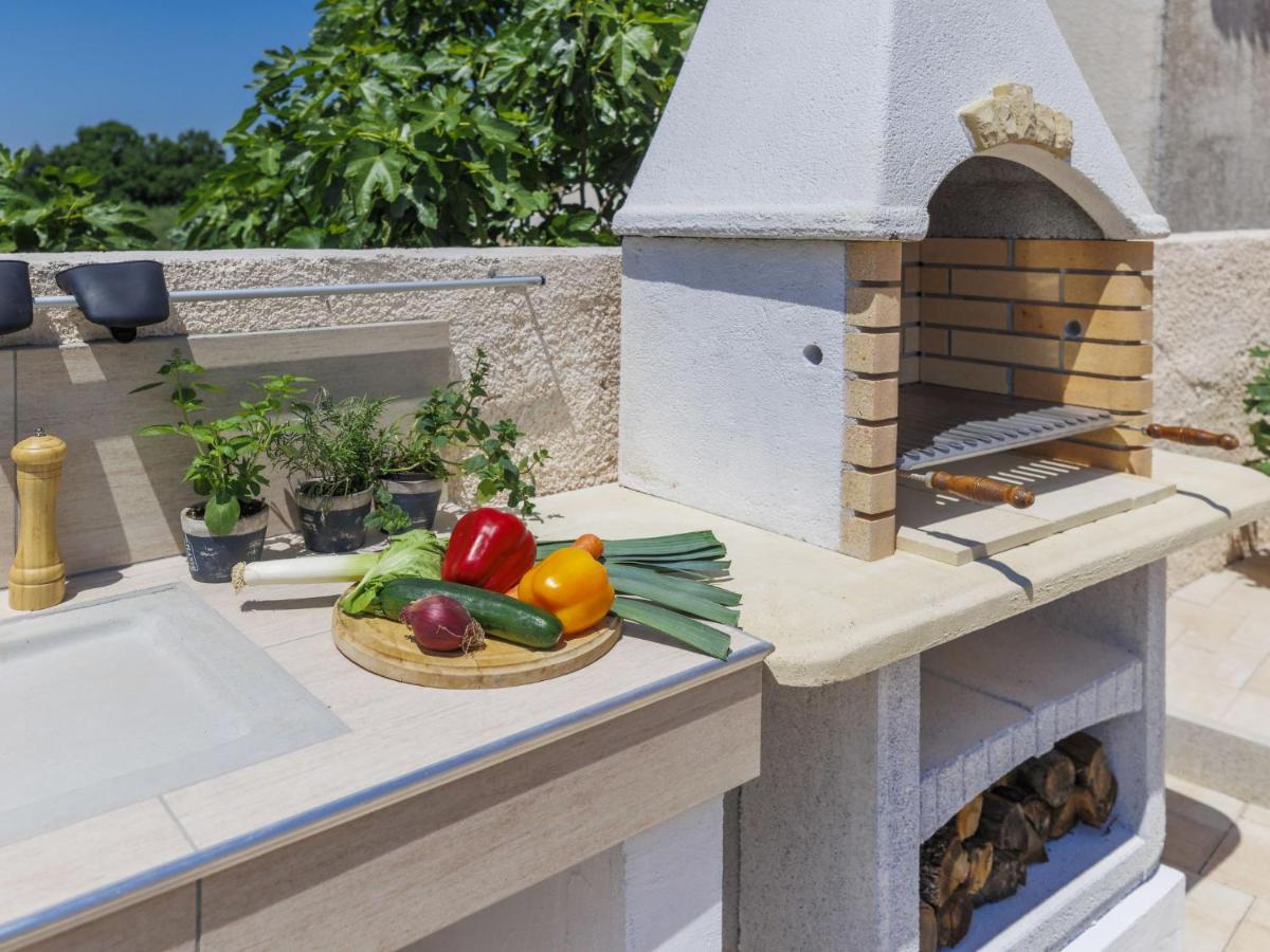 Holiday Home Villa Dora By Interhome Pula Zewnętrze zdjęcie