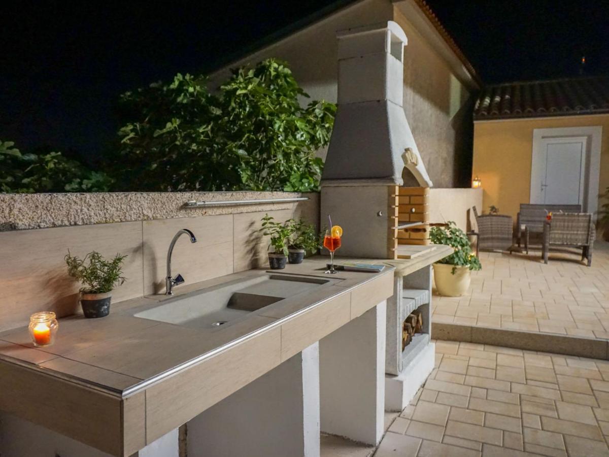 Holiday Home Villa Dora By Interhome Pula Zewnętrze zdjęcie