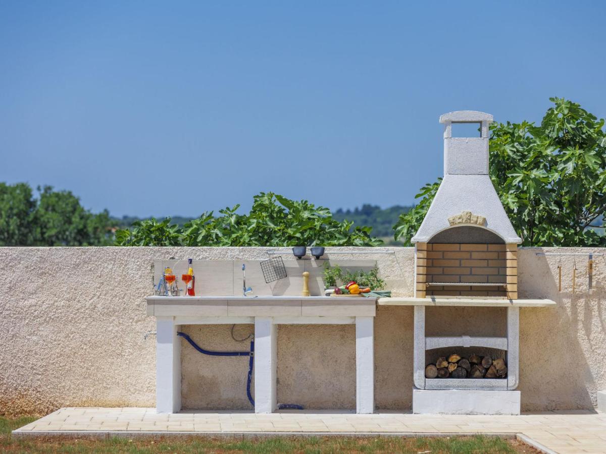 Holiday Home Villa Dora By Interhome Pula Zewnętrze zdjęcie